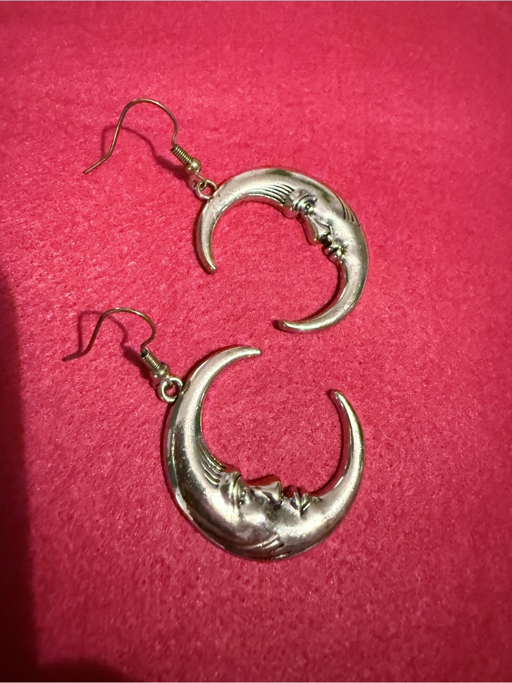 Vintage Gold-Tone Crescent Moon Face Dangle Earrings Celestial Witchy Goth Boho